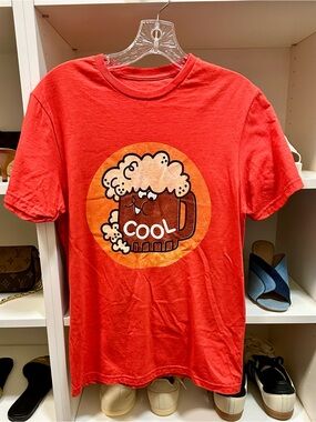 Retro 80s Root Beer Scratch n Sniff Sticker tee size S